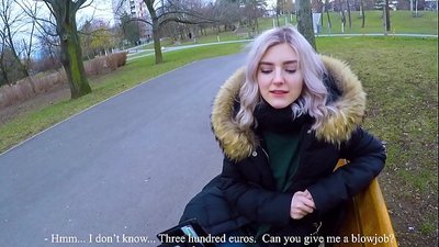 Polyká cizí žhavé sperma za peníze - orál v parku Eva Elfie